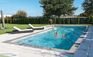   Schwimmbecken in allen Variationen...